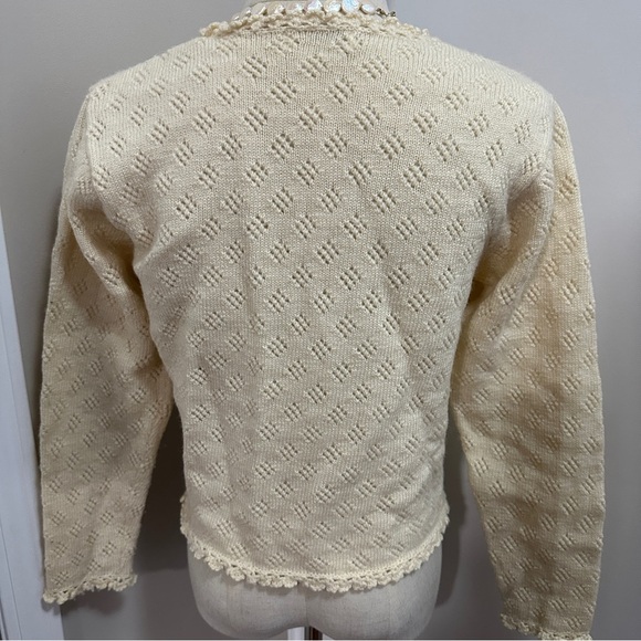 Elegant Cream Women's Sweater - Picture 6 of 11